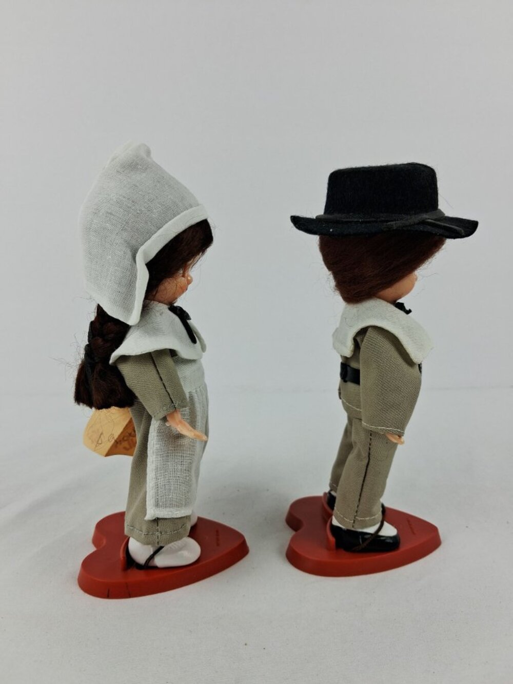Carlson Dolls Pilgrim Boy & Girl On Heart Bases Vintage Made In USA - Picture 4 of 16